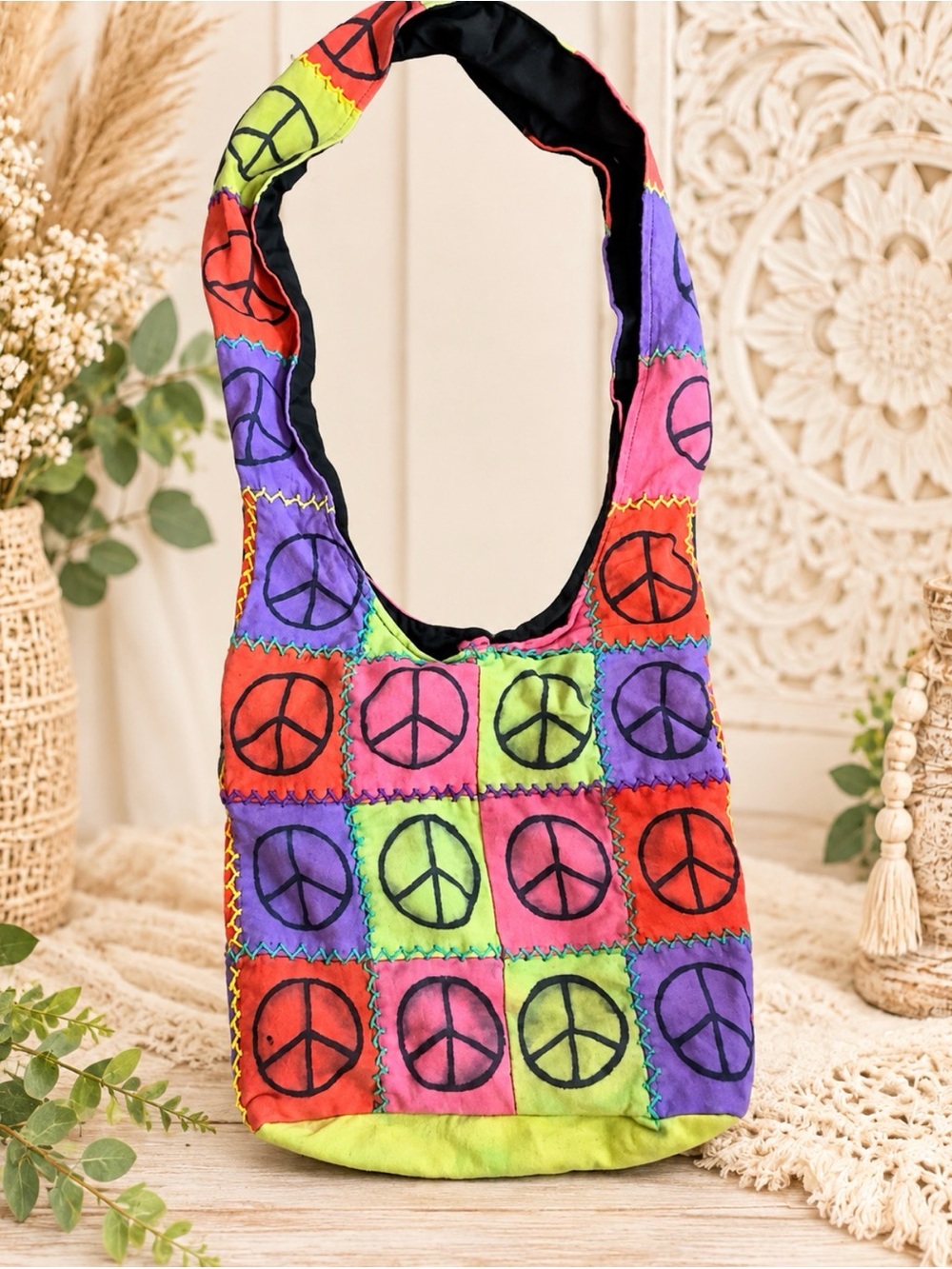 Colorblock Peace Sign Hobo Bag - Multicolor